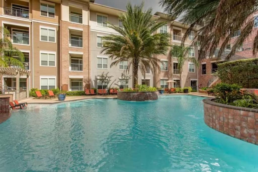 Chic 1Br Near Nrg With Pool Wifi Freeparking Lejlighed Houston Eksteriør billede